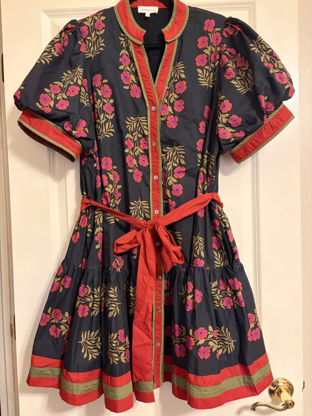 entro black Floral Mini Dress with Tie Accent